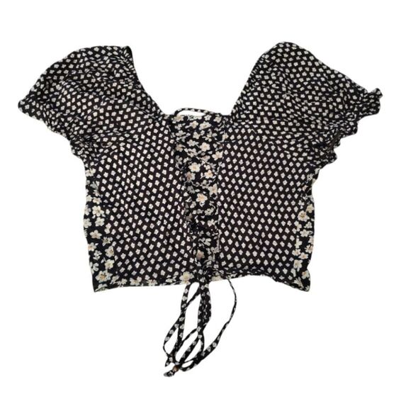 Angie Black Floral Lace Up Back Boho Cropped Top Medium - Picture 8 of 10